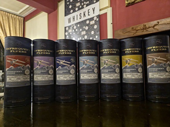 13. März 20:00 - Infrequent Flyers – landet bei Patrick’s Whisky Bar